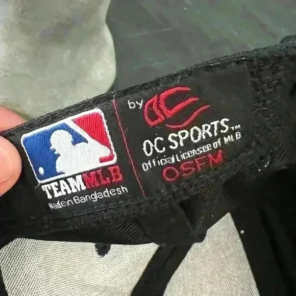 NY Yankee’s Blue Hat Official Mdse. Team MLB. OSFM - Picture 5 of 5